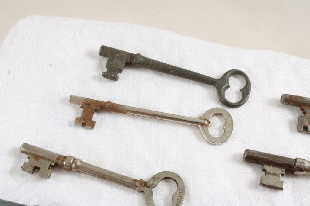 Skeleton Key & Master Keys Lot - 7