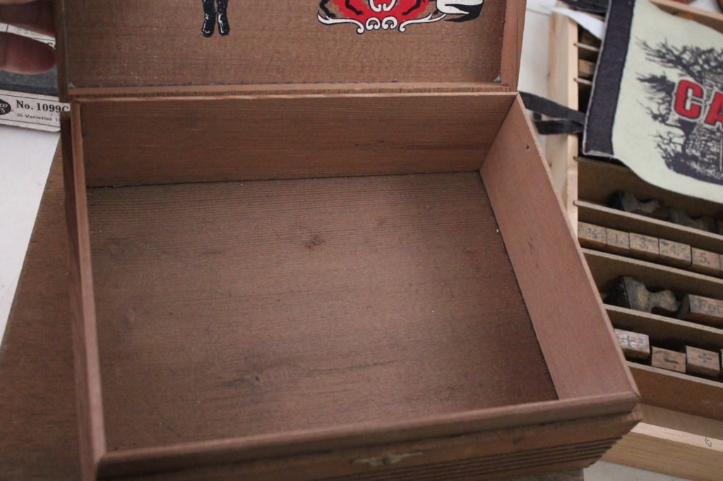 Antiques letter Stamps, Pennant & Other Antiques - 7