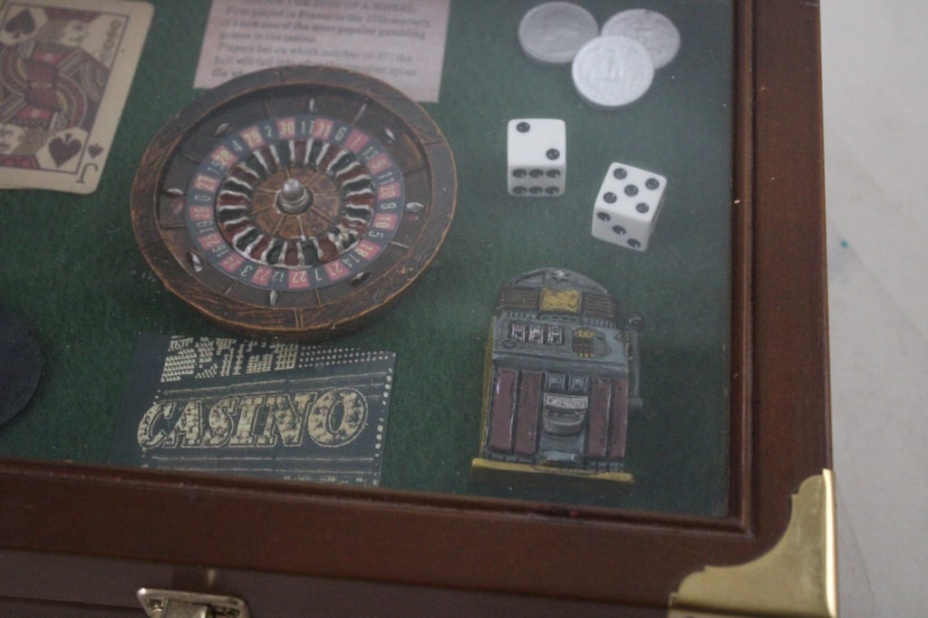 Gambling Theme Wood Shadow Box - 5