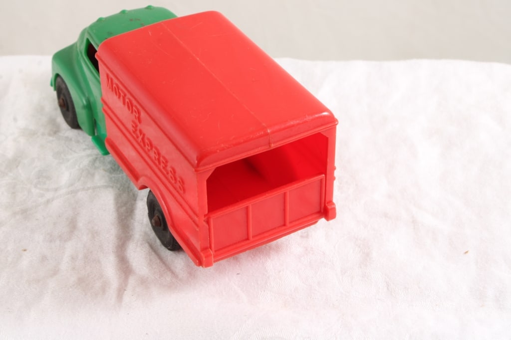 Bandai, Hubley & Auburn Vintage Toys - 14