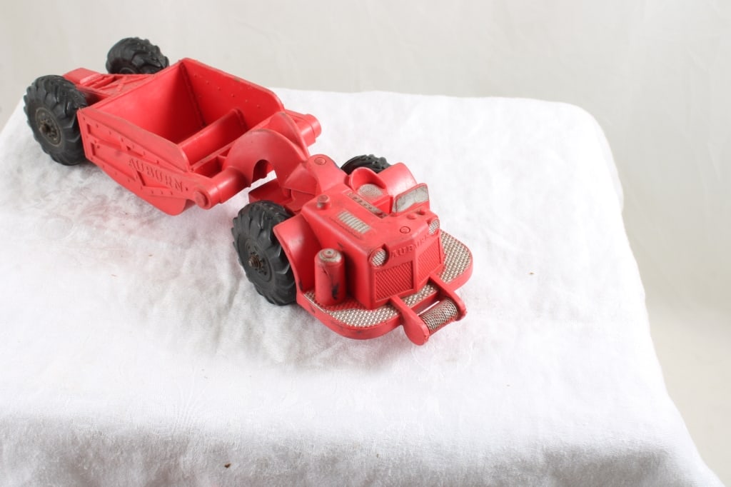 Bandai, Hubley & Auburn Vintage Toys - 20