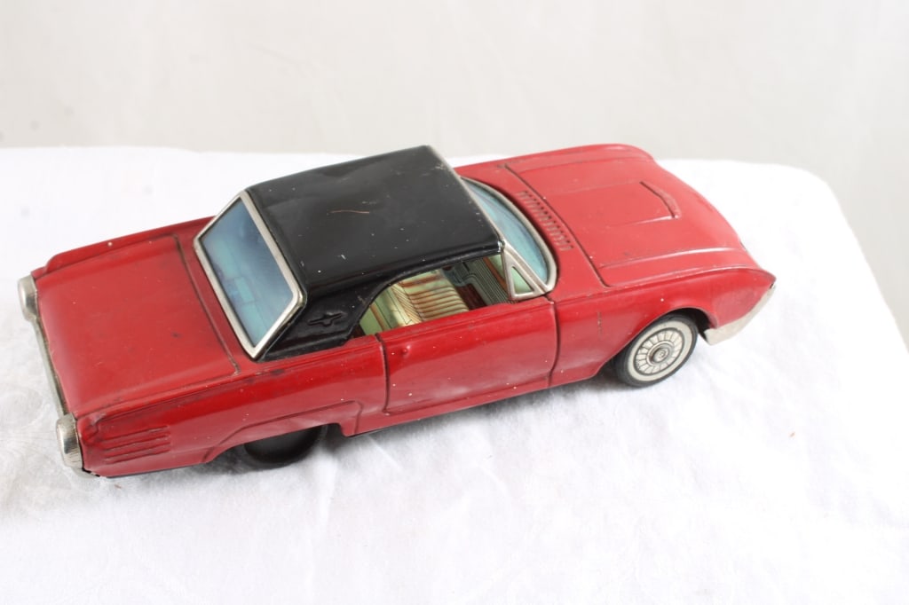 Bandai, Hubley & Auburn Vintage Toys - 4