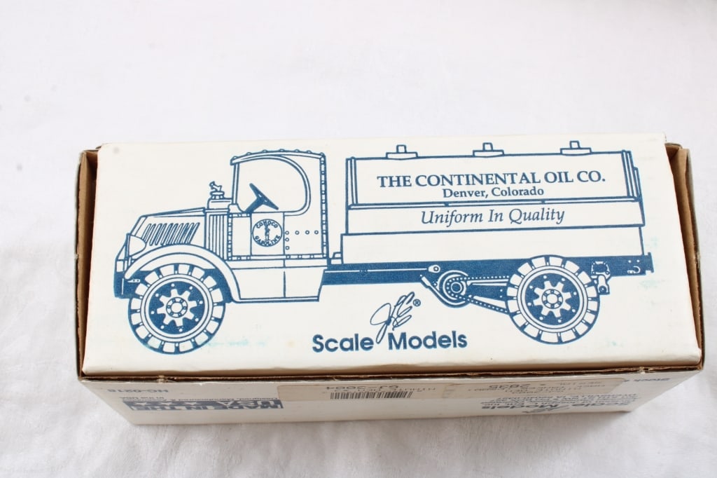 2 Legends N Trucks Diecast Truck Banks NRFB USA - 2