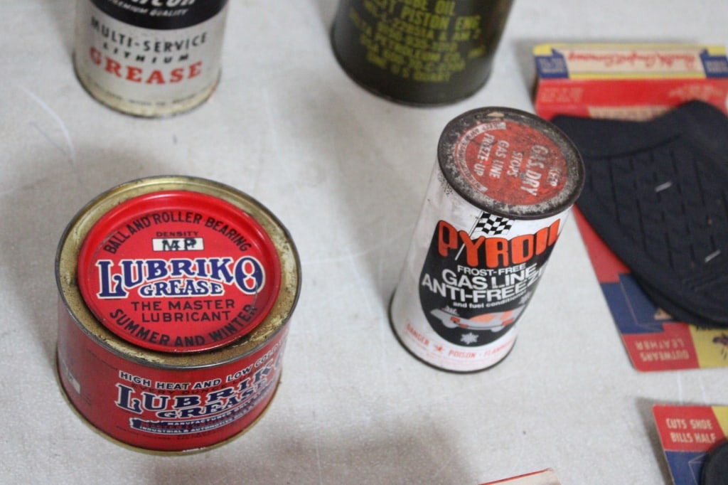 Advertising Motor Oil Cans & Shoe Soles - 5