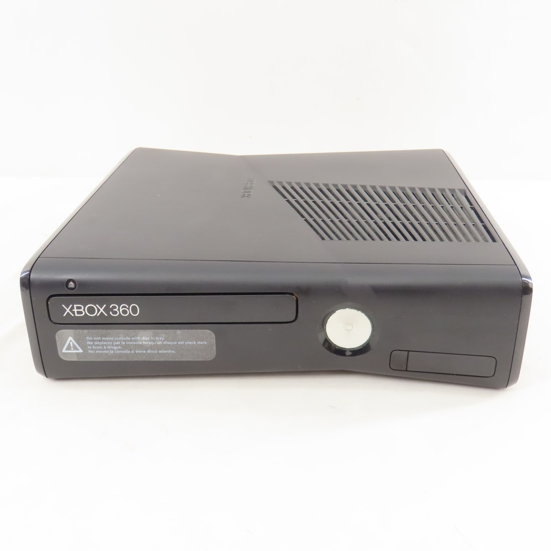XBOX 360 Console, Wireless Remote, Motion Sensor - 2