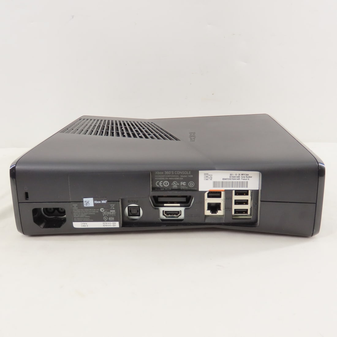 XBOX 360 Console, Wireless Remote, Motion Sensor - 4