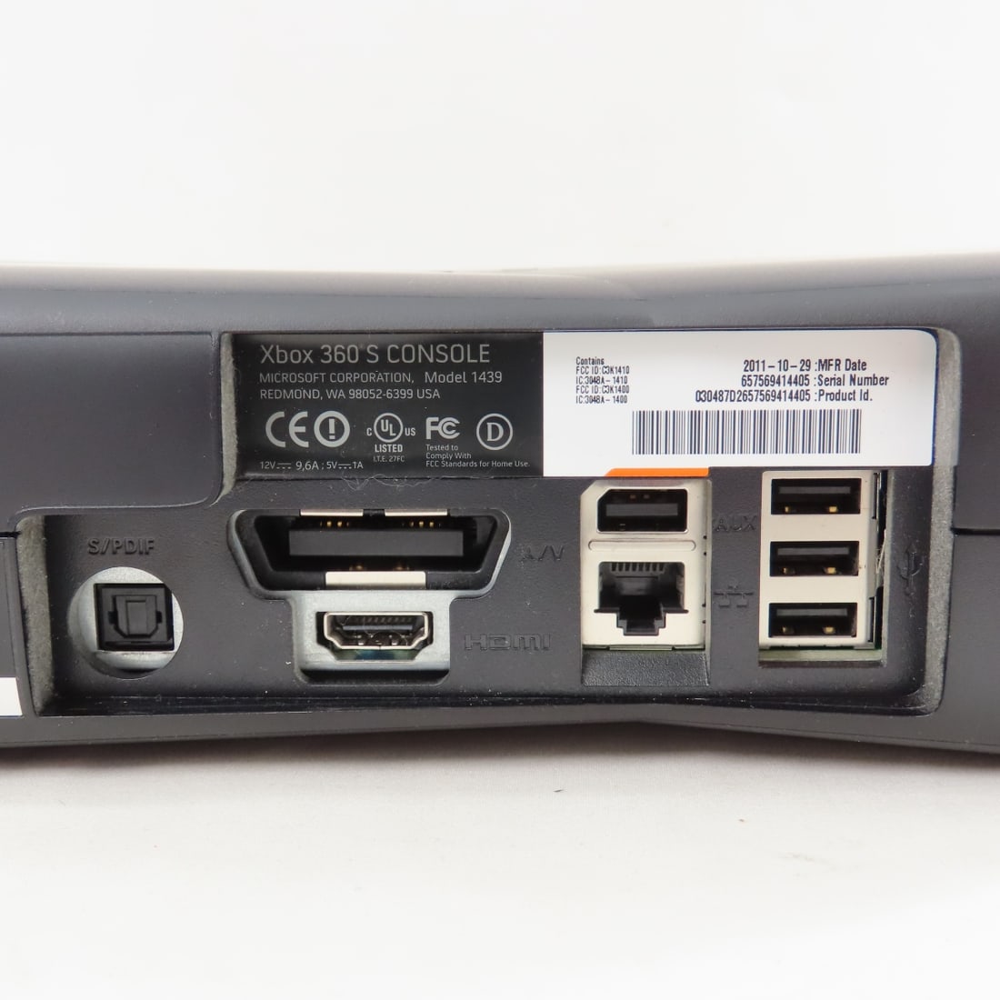XBOX 360 Console, Wireless Remote, Motion Sensor - 8