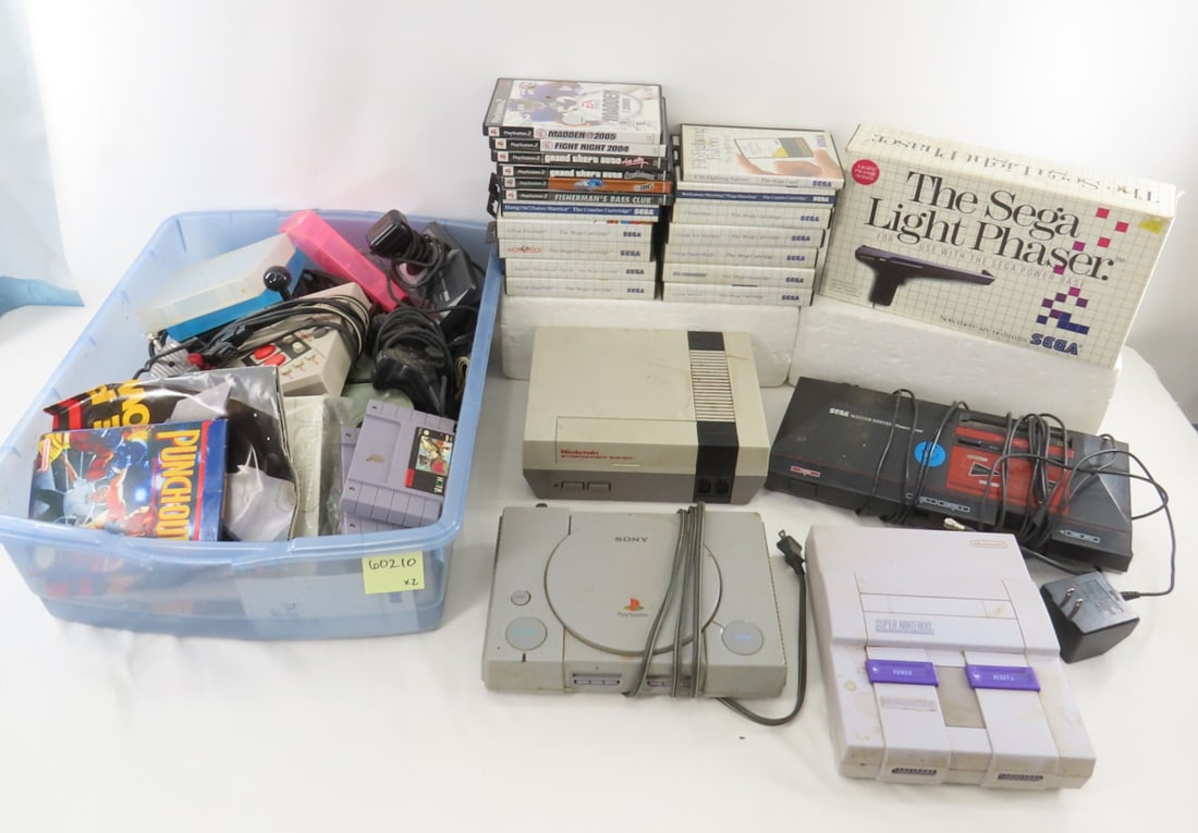 SEGA, PS1, Nintendo, NES Consoles & Game (1 of 13)