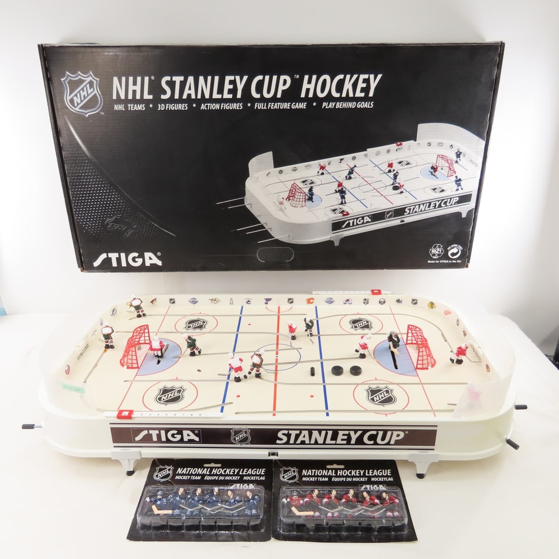 Stiga NHL Stanley Cup Table Hockey Game with box (1 of 20)