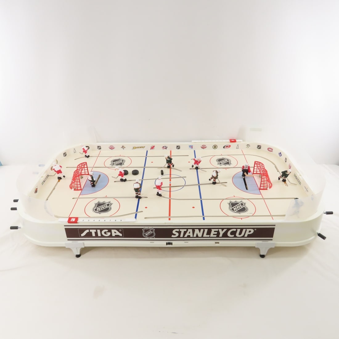 Stiga NHL Stanley Cup Table Hockey Game with box - 8