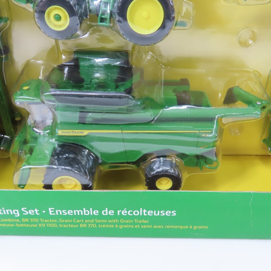 ERTL 1/64 Harvesting Set & 1/16 110 / X394 Diecast - 3