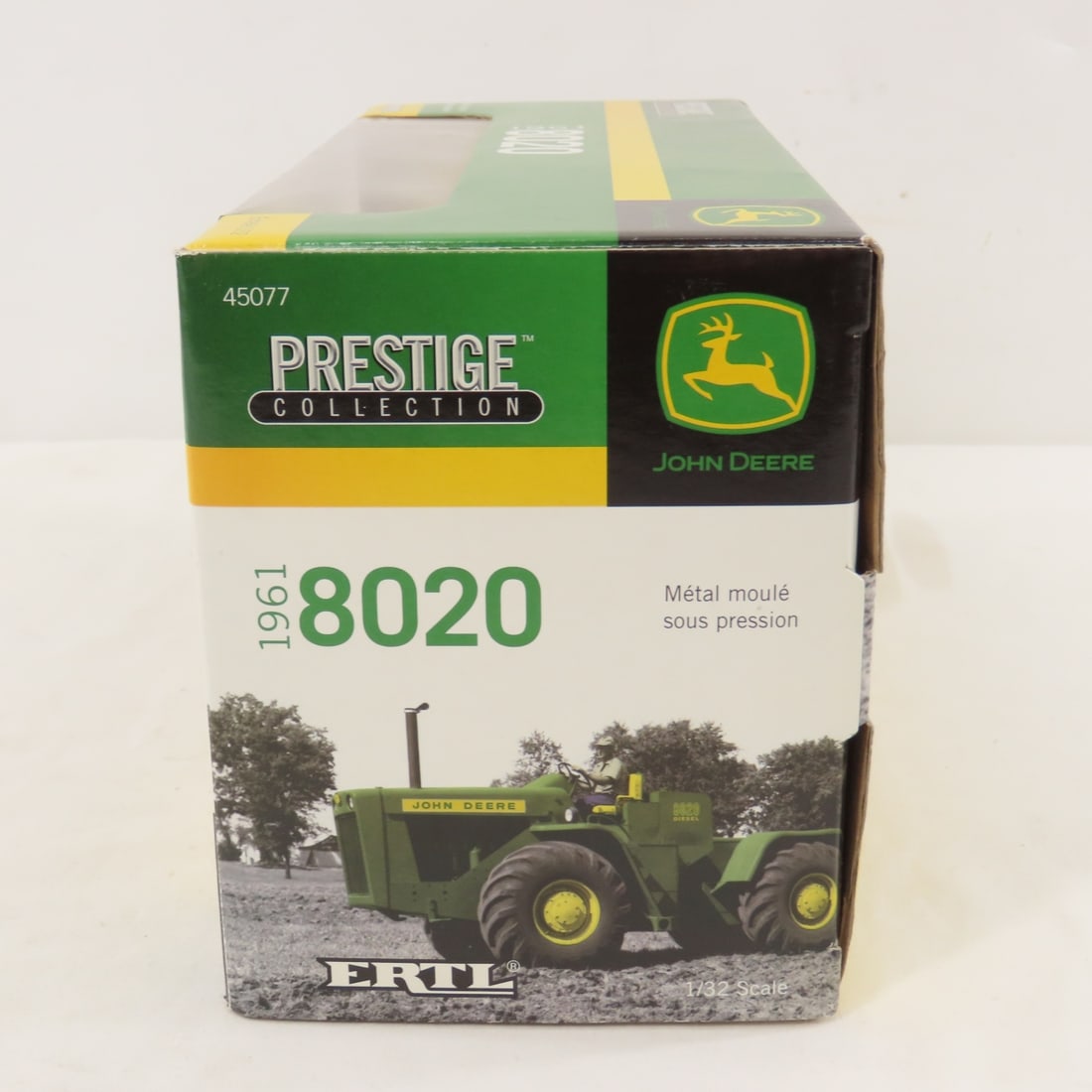 ERTL 1:32 John Deere 8020 & 1:64 CH950 & CP770 NIB - 11