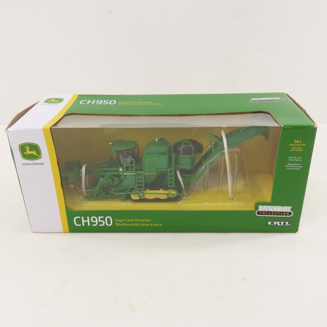 ERTL 1:32 John Deere 8020 & 1:64 CH950 & CP770 NIB - 2