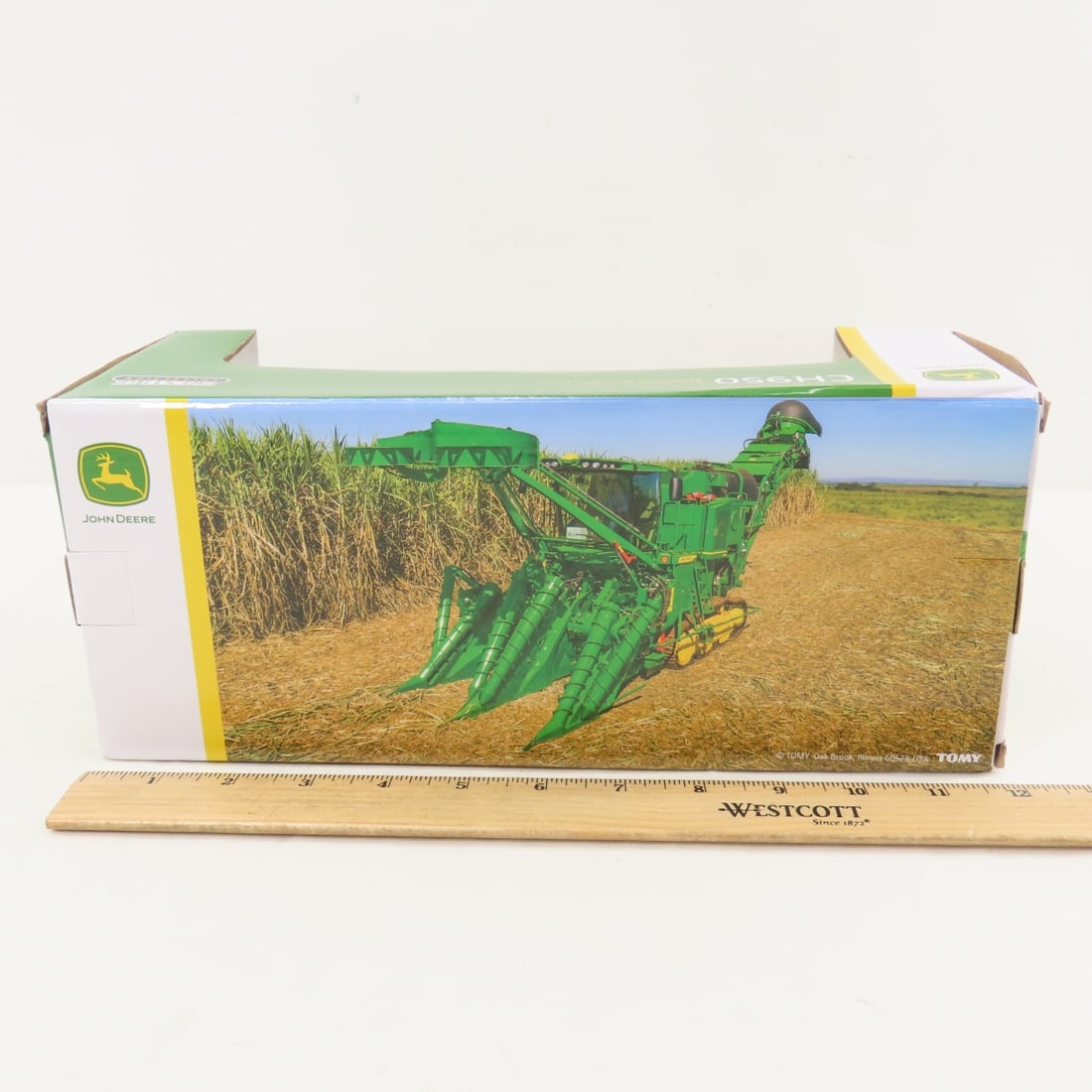 ERTL 1:32 John Deere 8020 & 1:64 CH950 & CP770 NIB - 4