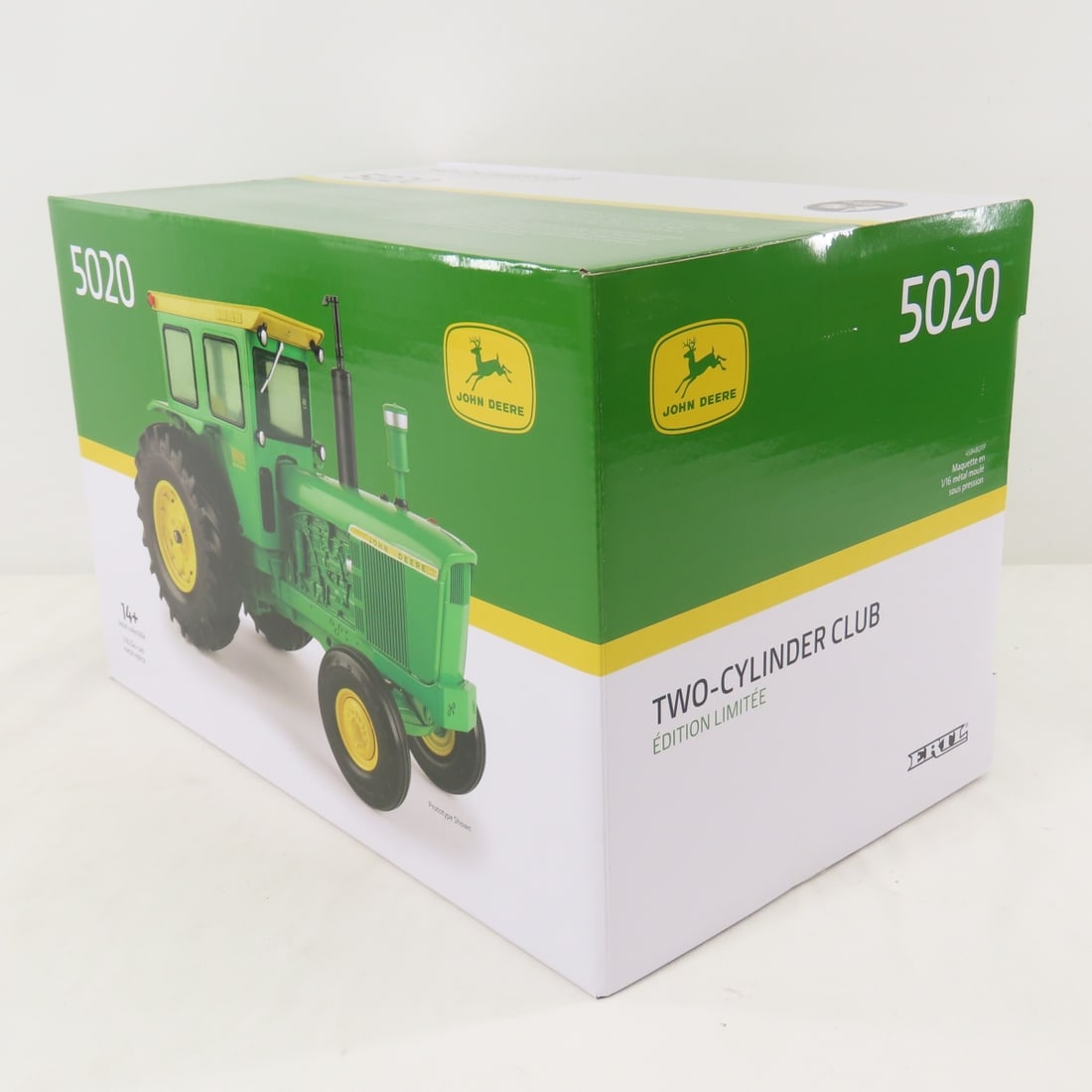 ERTL 1:16 John Deere 2-Cylinder Club 5020 Tractor - 4