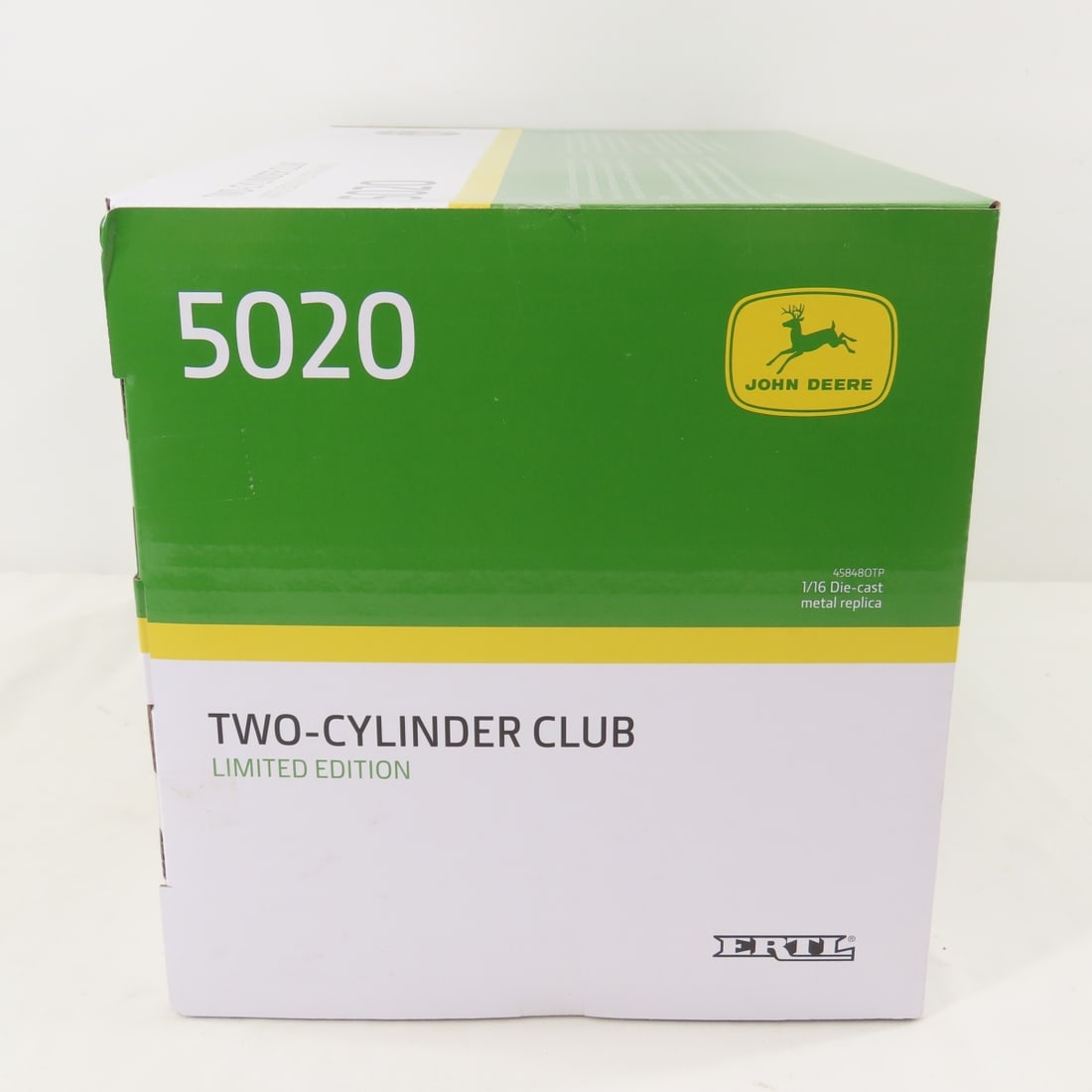 ERTL 1:16 John Deere 2-Cylinder Club 5020 Tractor - 7