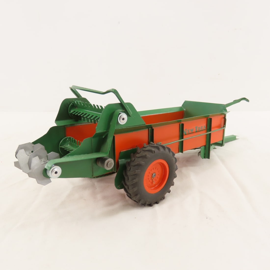 Scratch Built New Idea Manure Spreader- R. Cover - 6