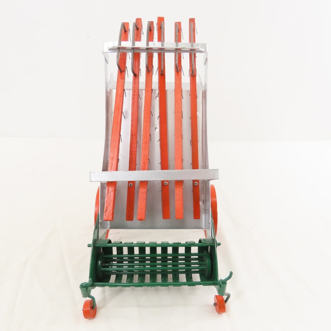 Scratch Built New Idea Hay Loader 1:16 - 4
