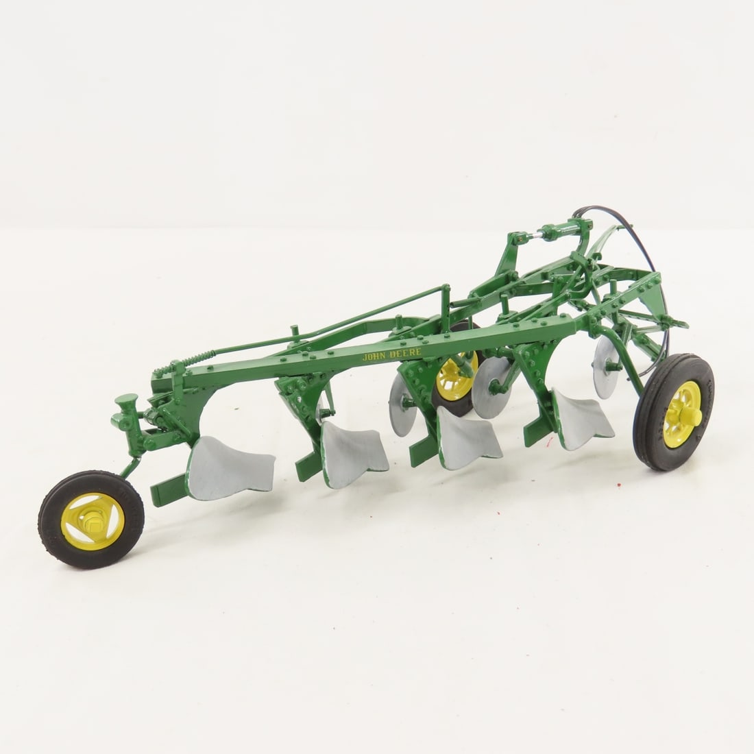 Scratch Built John Deere 4 Bottom Pull Type Plow: Scratch Built John Deere 4 Bottom Pull Type Plow - by Gilson Riecke, 1:16, metal, LOT SIZE: xx", LB All information and photos are intended to be as accurate as possible, but errors are possible. No