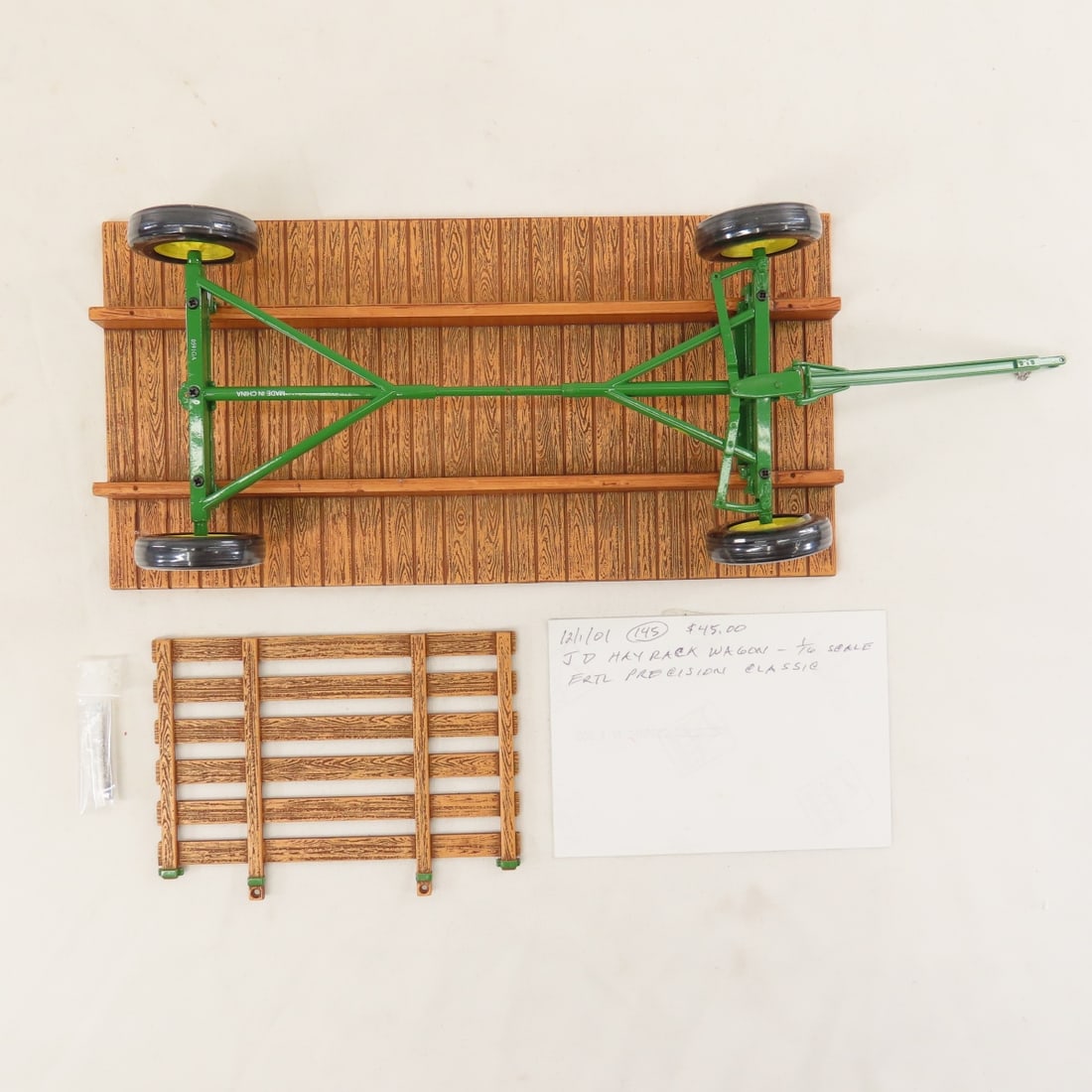 Precision Classic John Deere Hay Wagon in Box - 11