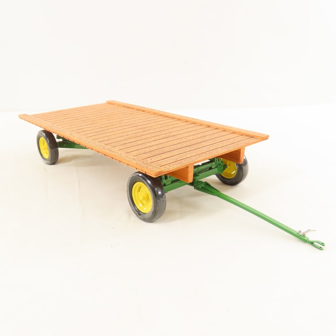 Precision Classic John Deere Hay Wagon in Box - 8