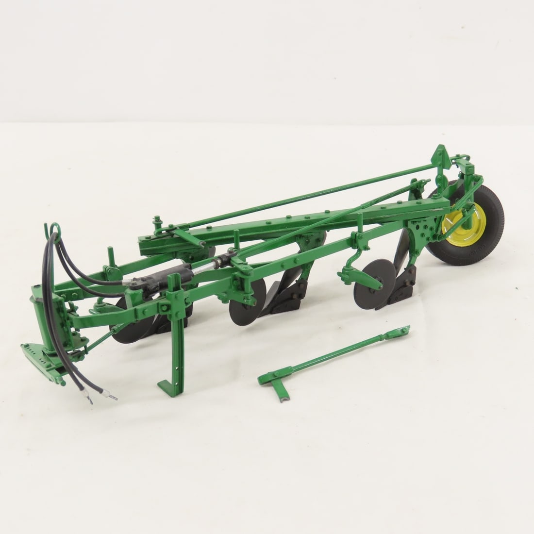 2 Scratch Built John Deere Plows- 145A 3 & 4 Plows - 13