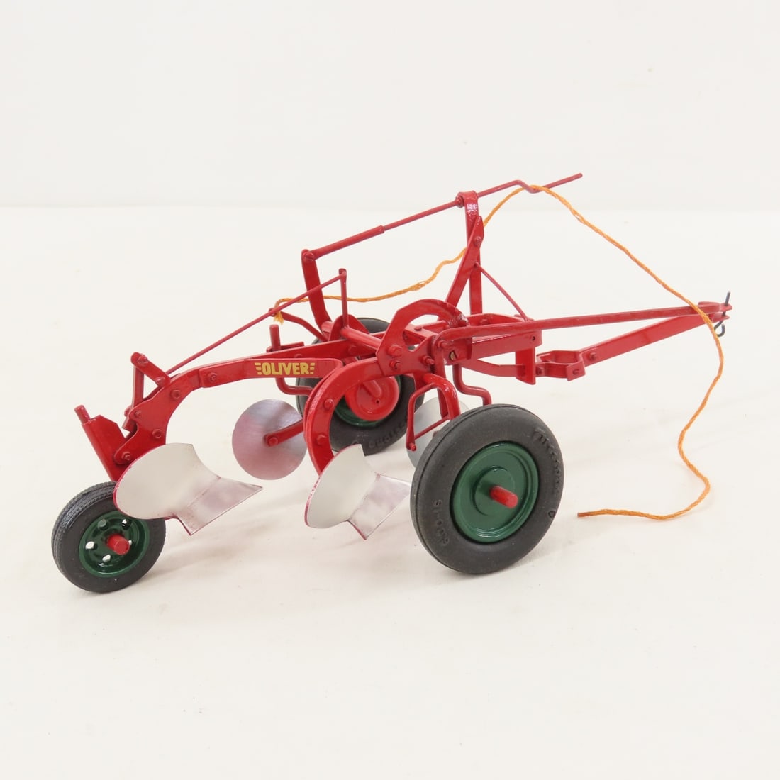 Scratch Built Oliver 2 Bottom Pull Type Plow: Scratch Built Oliver 2 Bottom Pull Type Plow - by Carl Meyer, 1:16, metal, LOT SIZE: 9x5x5, 1 LB All information and photos are intended to be as accurate as possible, but errors are possible. No
