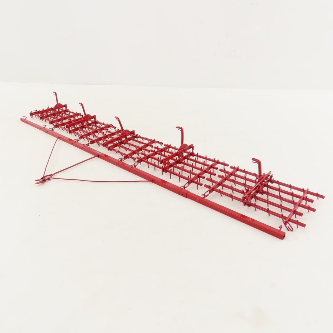Scratch Built McCormick 5 Section Drag: Scratch Built McCormick 5 Section Drag - by Carl Meyer- metal, 1:16, LOT SIZE: 16x6x3", 1 LB All information and photos are intended to be as accurate as possible, but errors are possible. No item