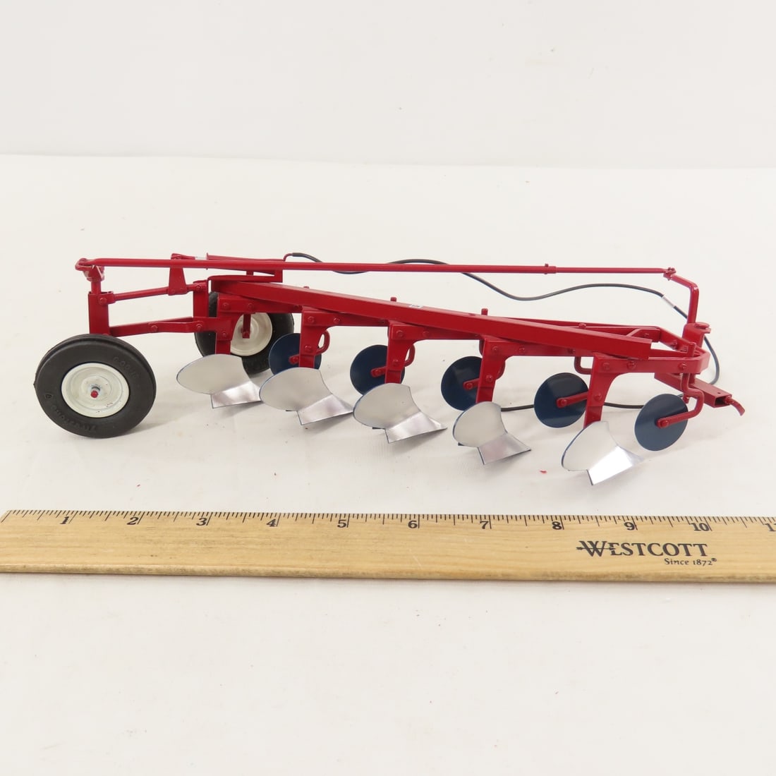 Scratch Built International Mod 550 5 Bottom Plow - 2