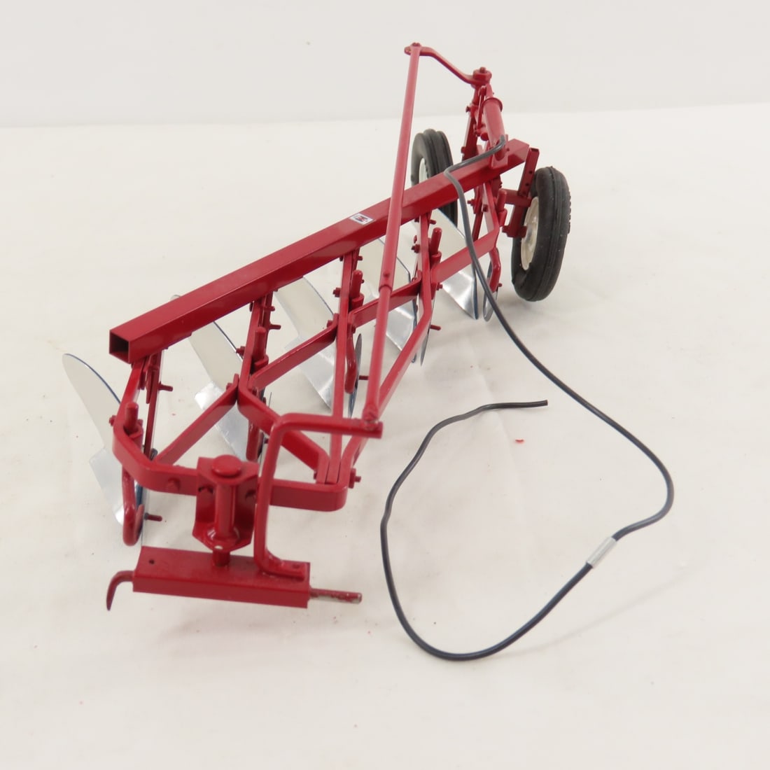 Scratch Built International Mod 550 5 Bottom Plow - 4