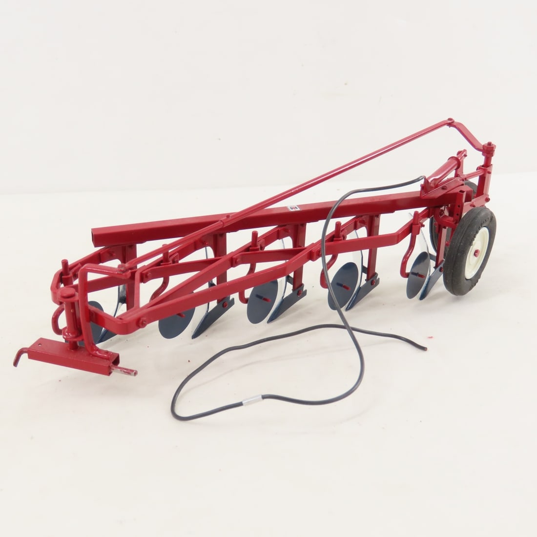 Scratch Built International Mod 550 5 Bottom Plow - 5