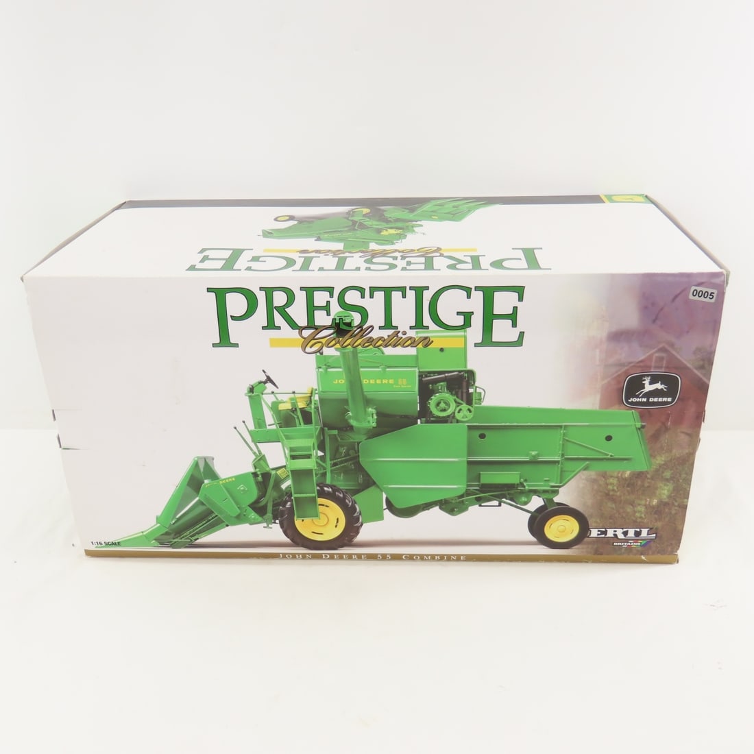 ERTL Britains 1:16 John Deere Prestige 55 Combine - 19