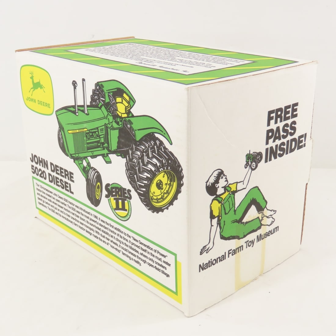 ERTL 1:16 Scale Series II John Deere 5020 Diesel - 16