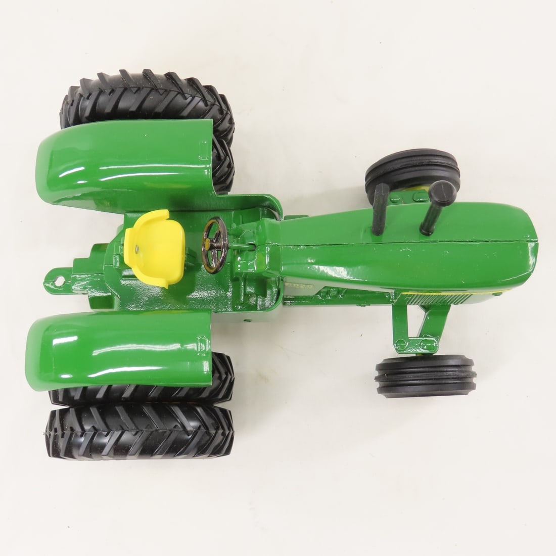 ERTL 1:16 Scale Series II John Deere 5020 Diesel - 10