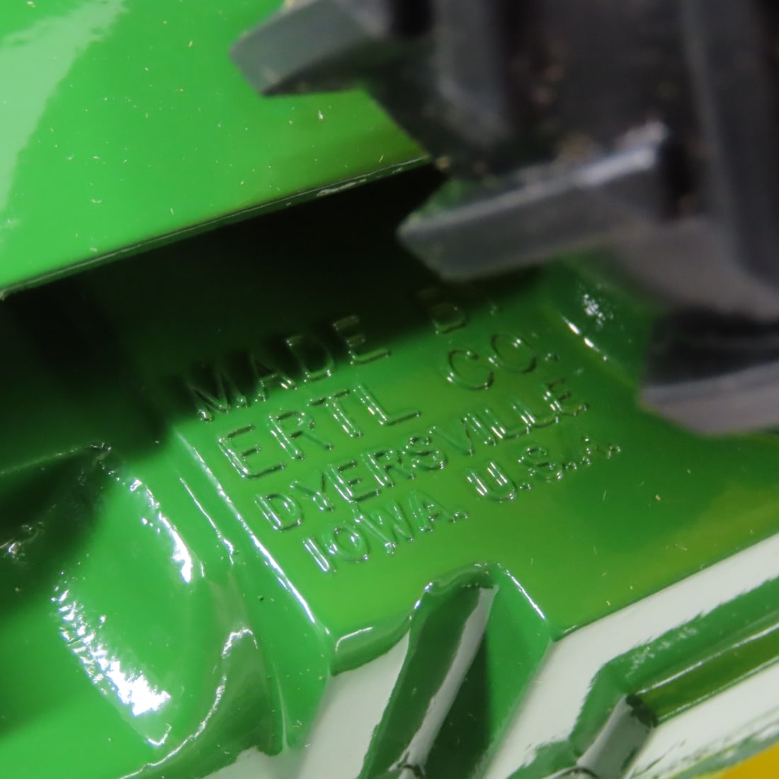 ERTL 1:16 Scale Series II John Deere 5020 Diesel - 13