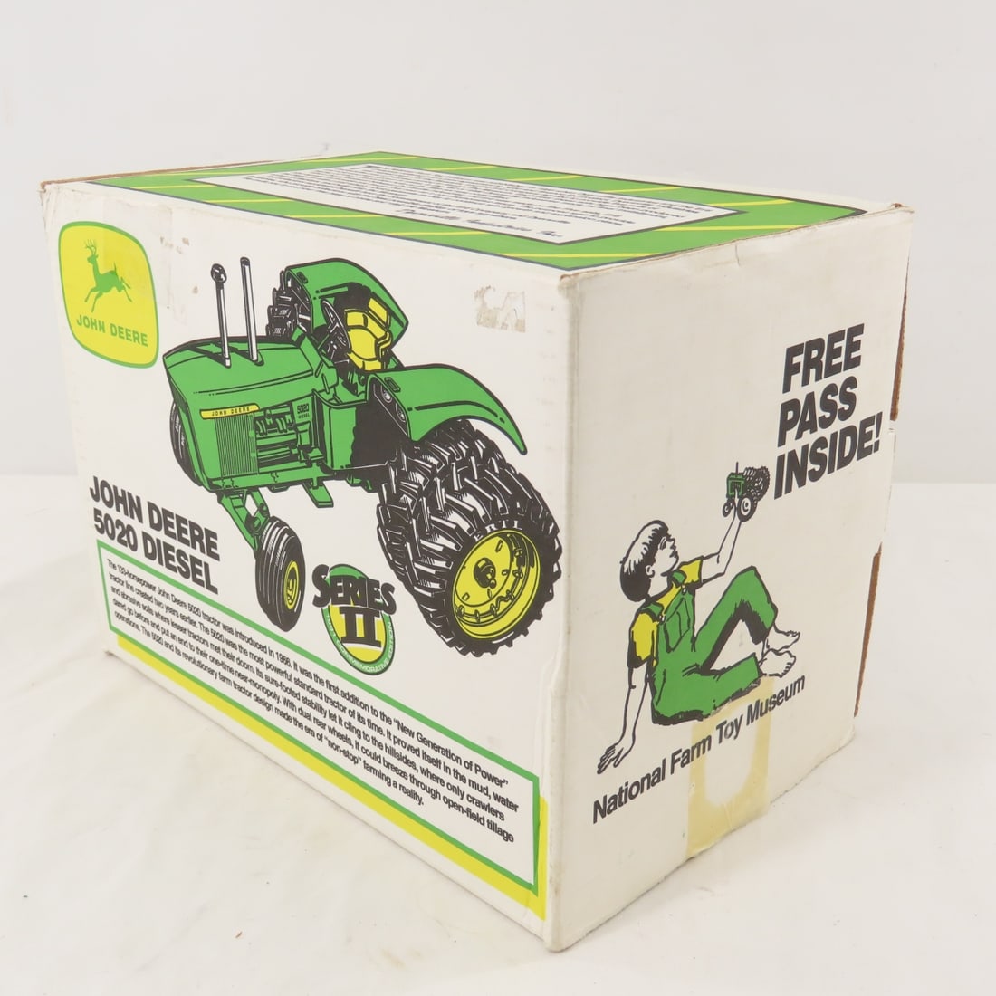 ERTL 1:16 Scale Series II John Deere 5020 Diesel - 17