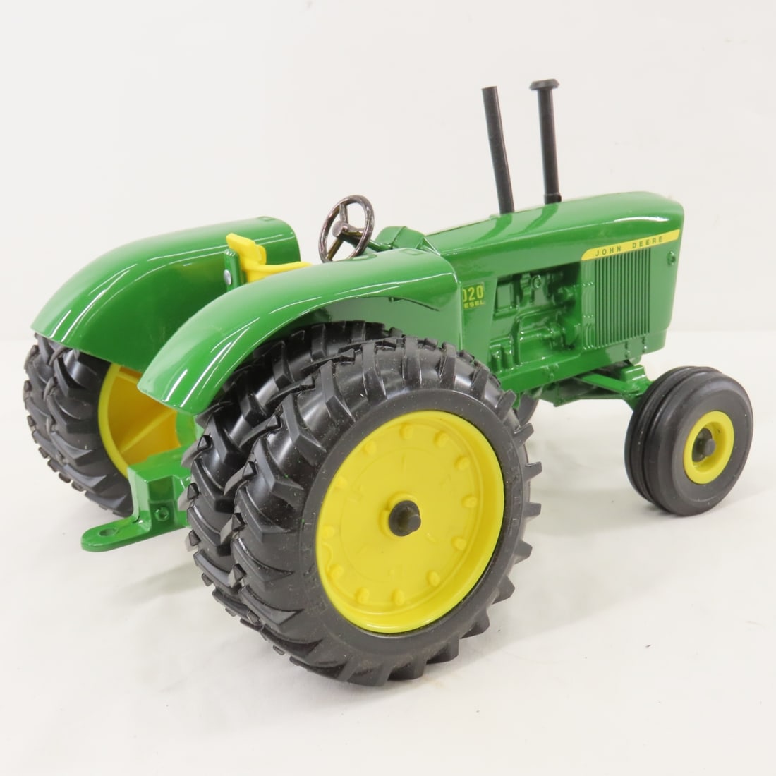 ERTL 1:16 Scale Series II John Deere 5020 Diesel - 6