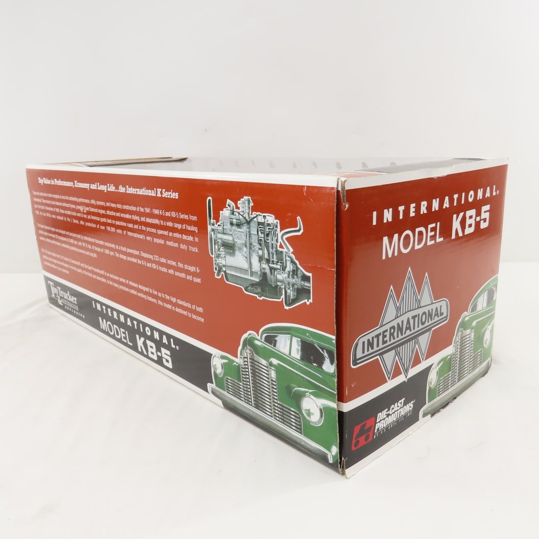 Toy Trucker International Model KB-5 1:16 Truck - 4