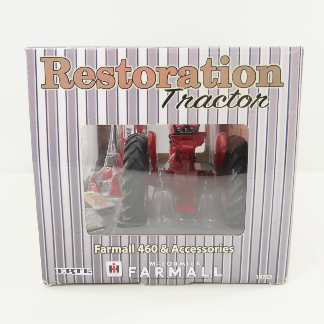ERTL Case Farmall 460 Restoration Tractor 1:16 - 7