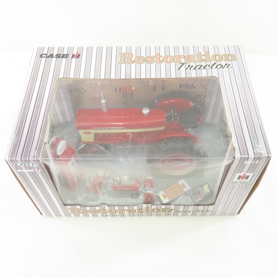 ERTL Case Farmall 460 Restoration Tractor 1:16 - 9