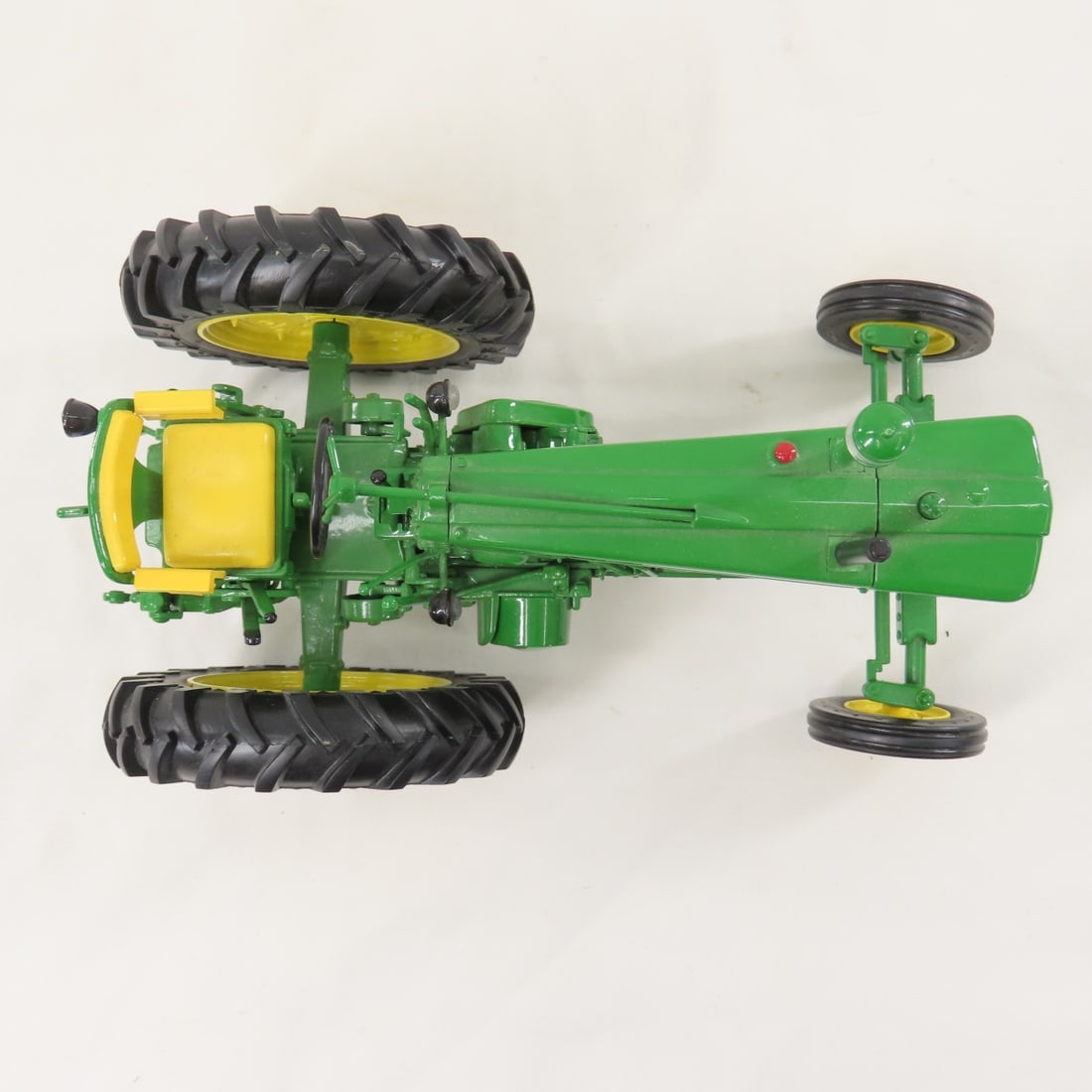 ERTL John Deere Precision Classics 720 Diesel - 10