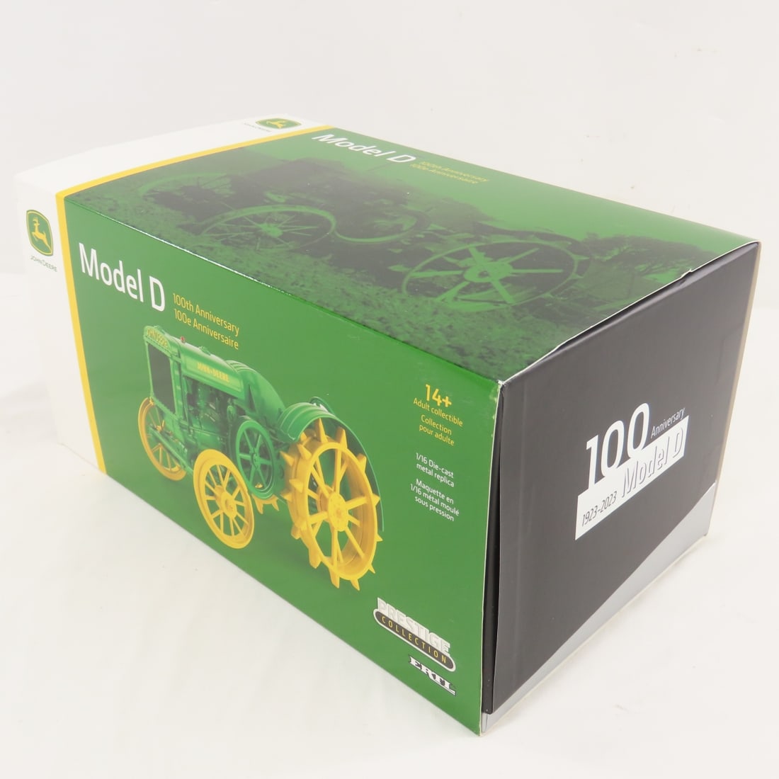 ERTL John Deere Prestige Model D 100th Anniversary - 17
