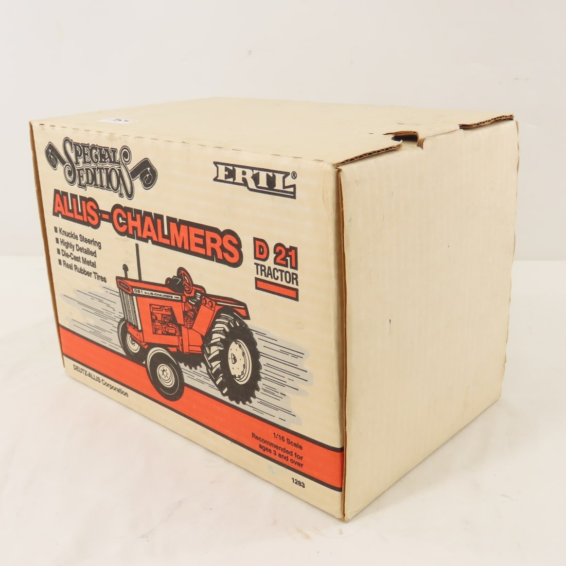 ERTL Special Edition Allis Chalmers D-21 Tractor - 17