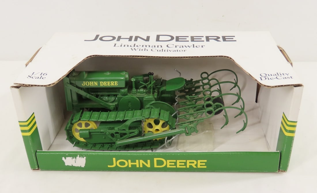 SpecCast John Deere 1:16 Lindeman Crawler (1 of 11)
