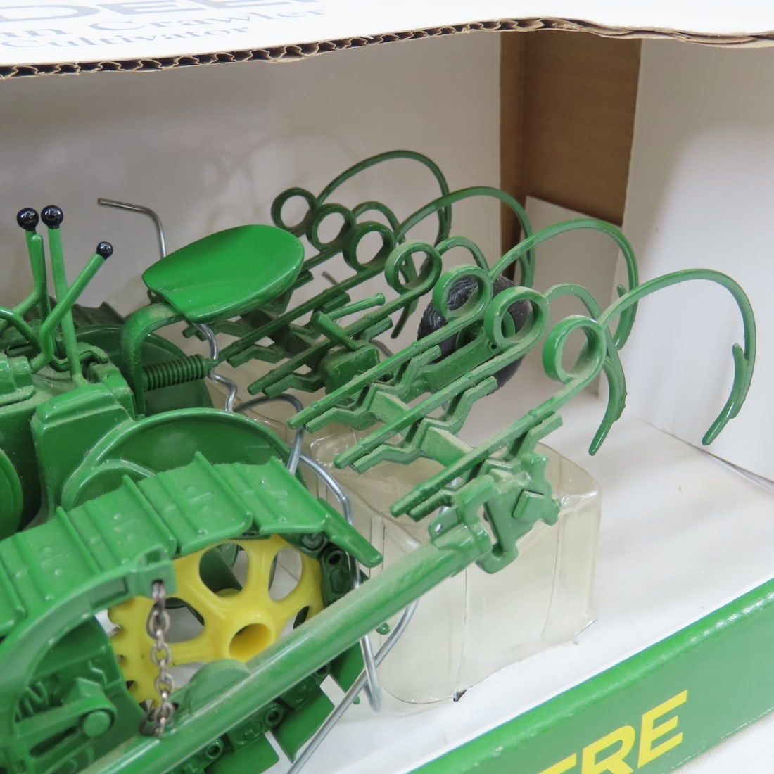 SpecCast John Deere 1:16 Lindeman Crawler - 9
