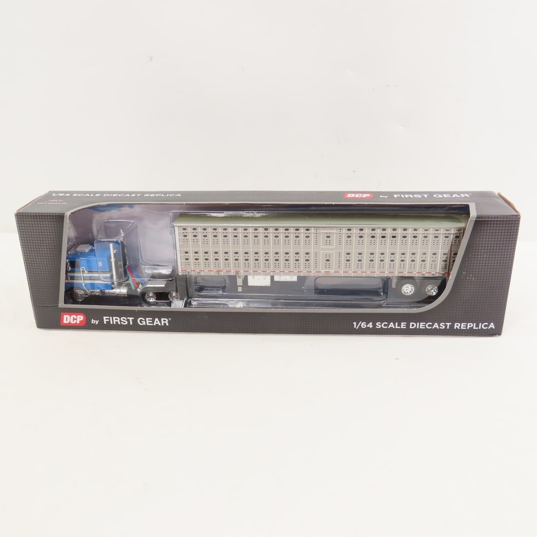 DCP First Gear 1:64 Scale Peterbilt 352 Sleeper (1 of 11)