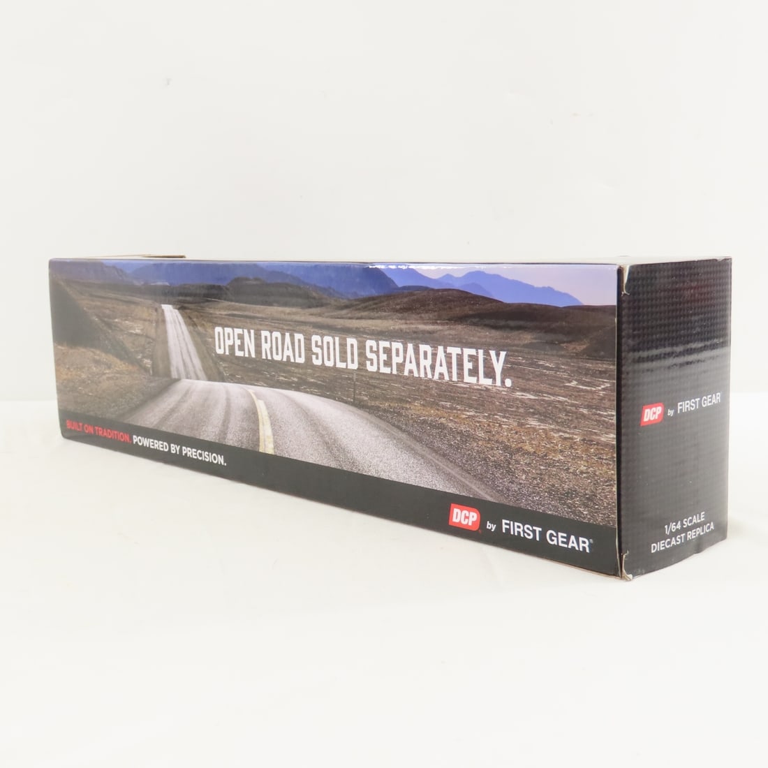 DCP First Gear 1:64 Scale Peterbilt 379 Tanker - 4