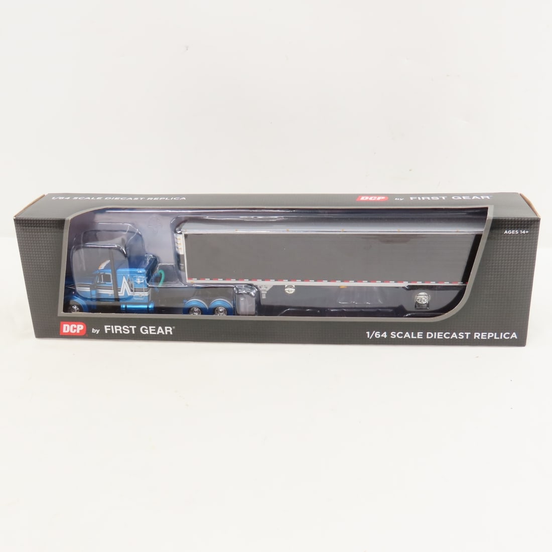 DCP First Gear 1:64 Scale Peterbilt 379 Trailer (1 of 11)