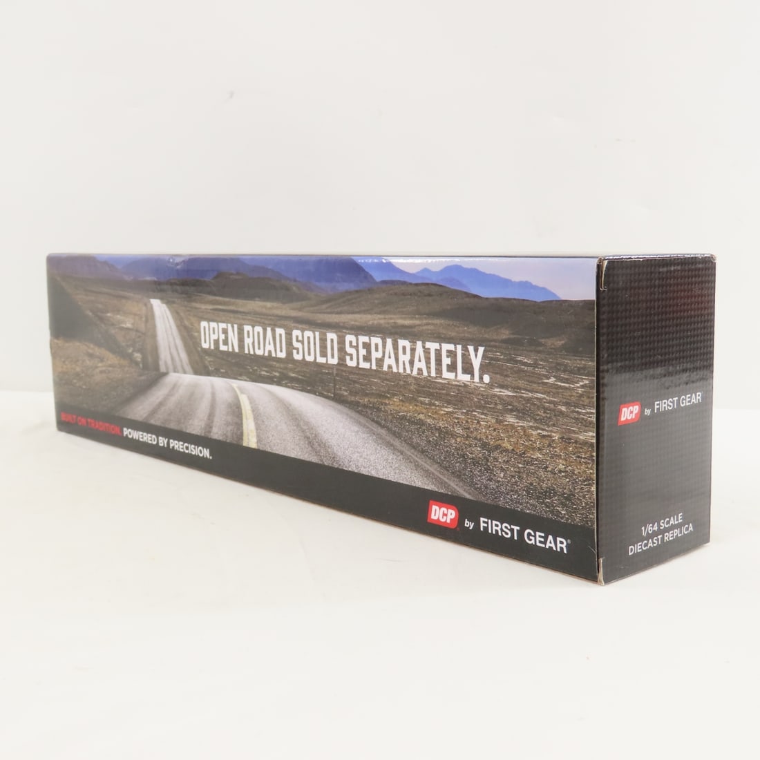 DCP First Gear 1:64 Scale Peterbilt 352 Sleeper - 4