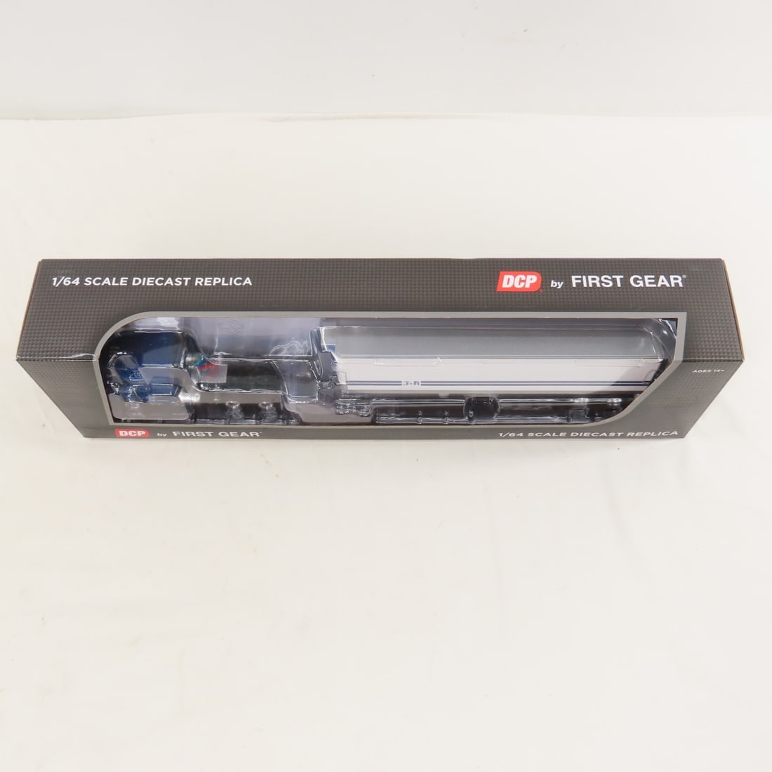 DCP First Gear 1:64 Scale Peterbilt 352 Sleeper - 9